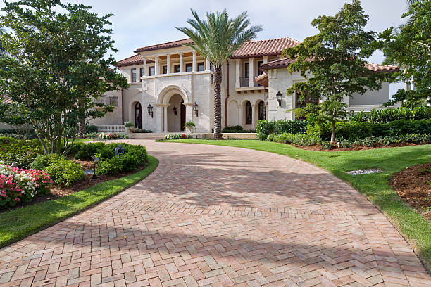 Cobblestone Driveway Pavers in Murray, KY